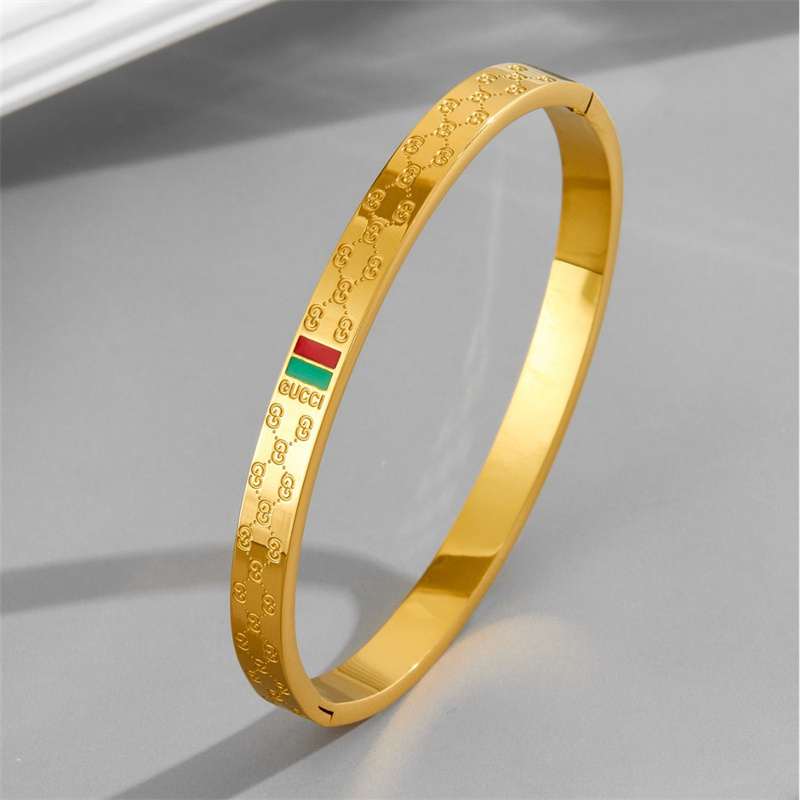 Gucci Bracelet (18K Gold Plated)