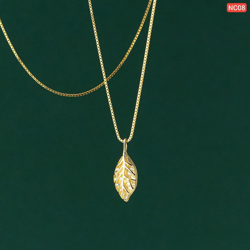 One Leaf Titanium Steel Necklace (18k Gold Plated)