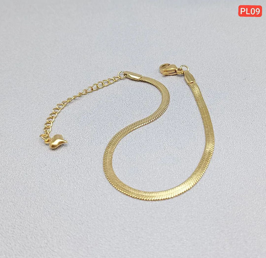 Chain Hanging Love Anklet Payel 18k Gold Plated
