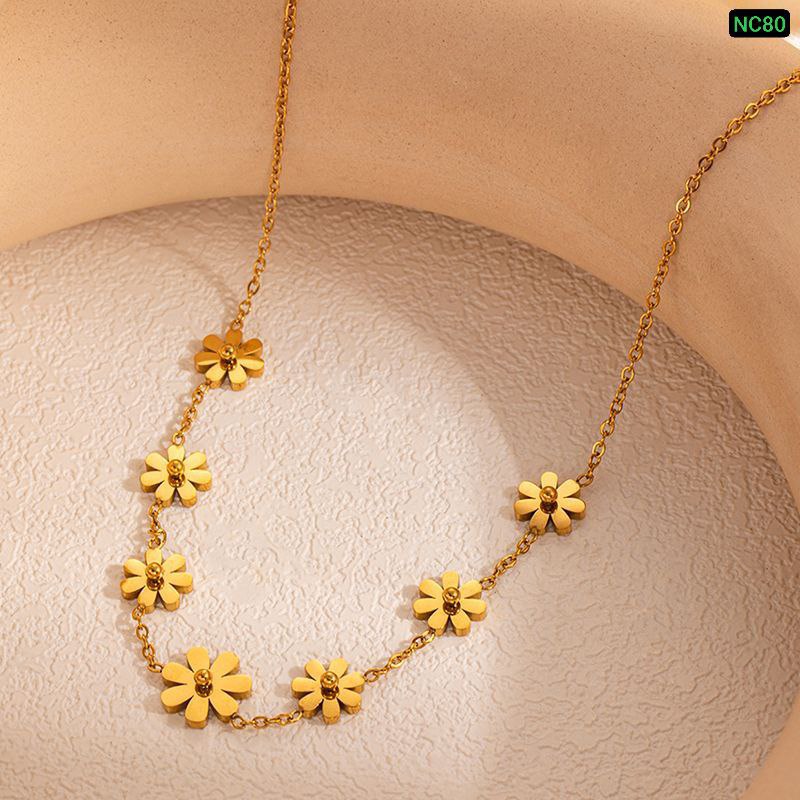 7 Flower Stainless steel Necklace (18K Gold Plated)