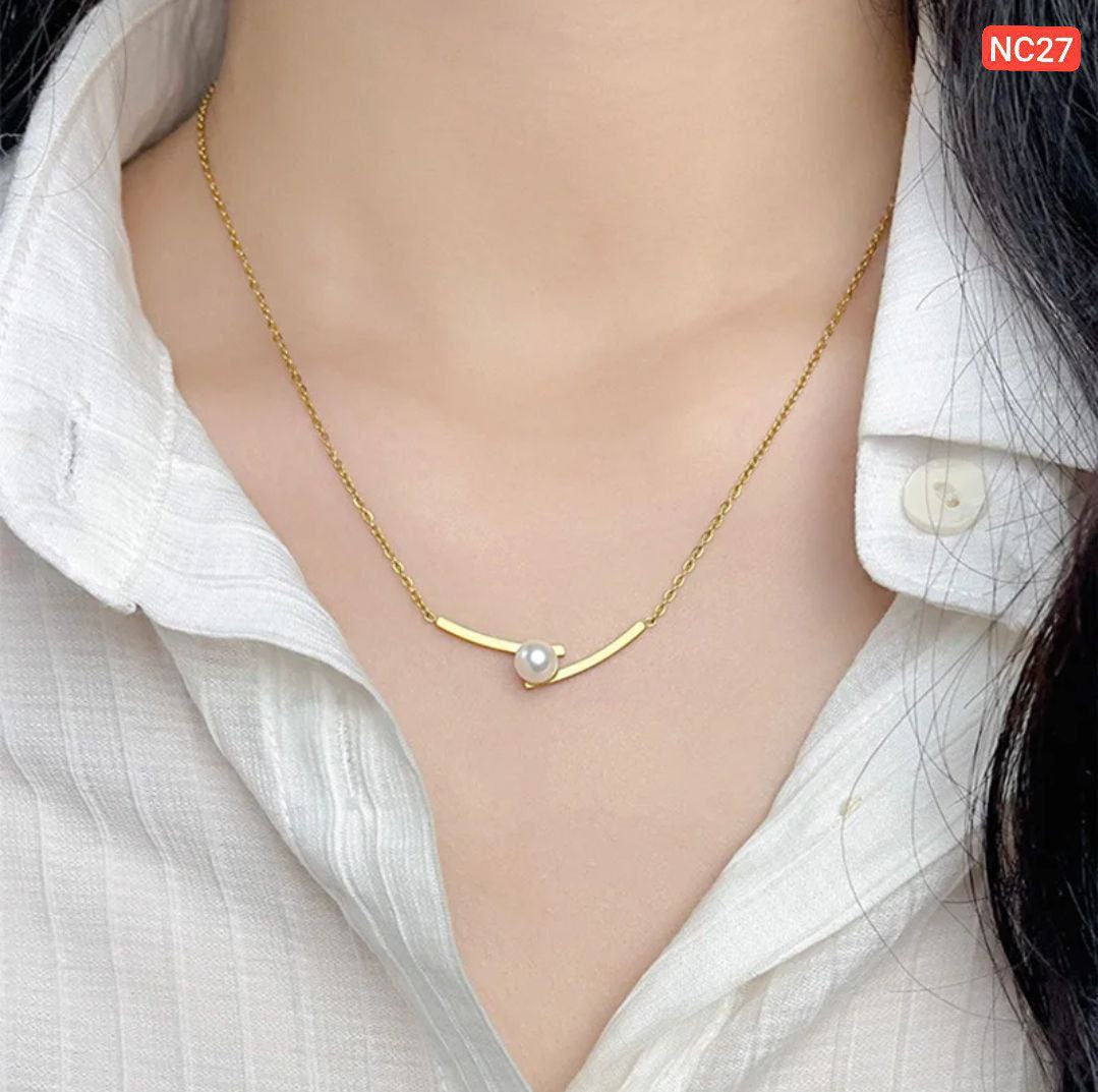 2 Stick 1 Pearl Neckpiece (18k Gold Plated)