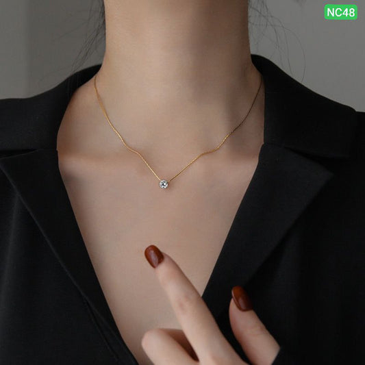 One Diamond Stainless steel necklace 18k Gold Plated