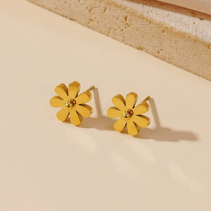 Daisy Earrings (18k Gold Plated)