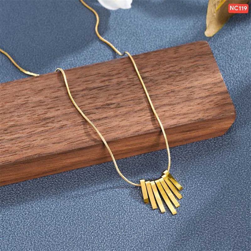 7 Stick 22K Gold Polish Necklace