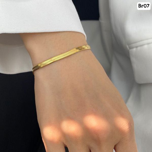 Chain Hanging Love Bracelet (18k Gold Plated)