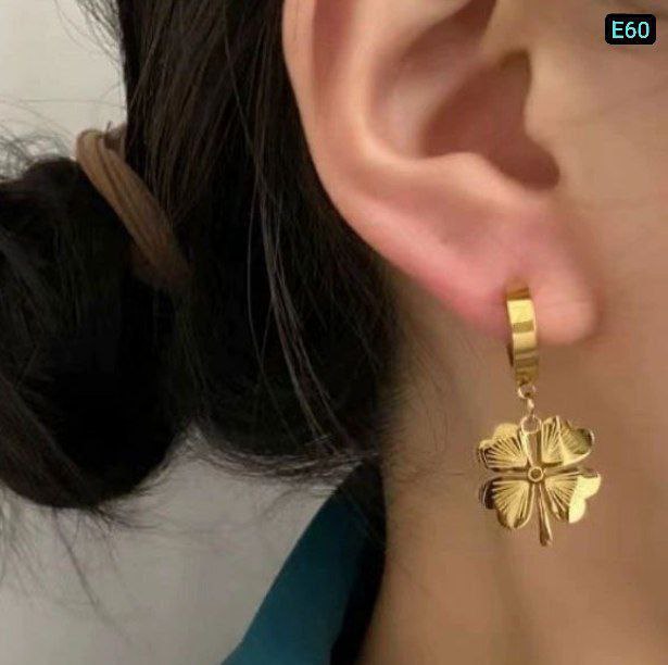 4 Love Earrings 18k Gold Plated