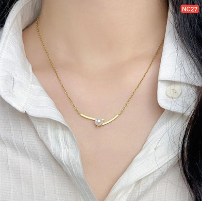 2 Stick 1 Pearl Neckpiece (18k Gold Plated)