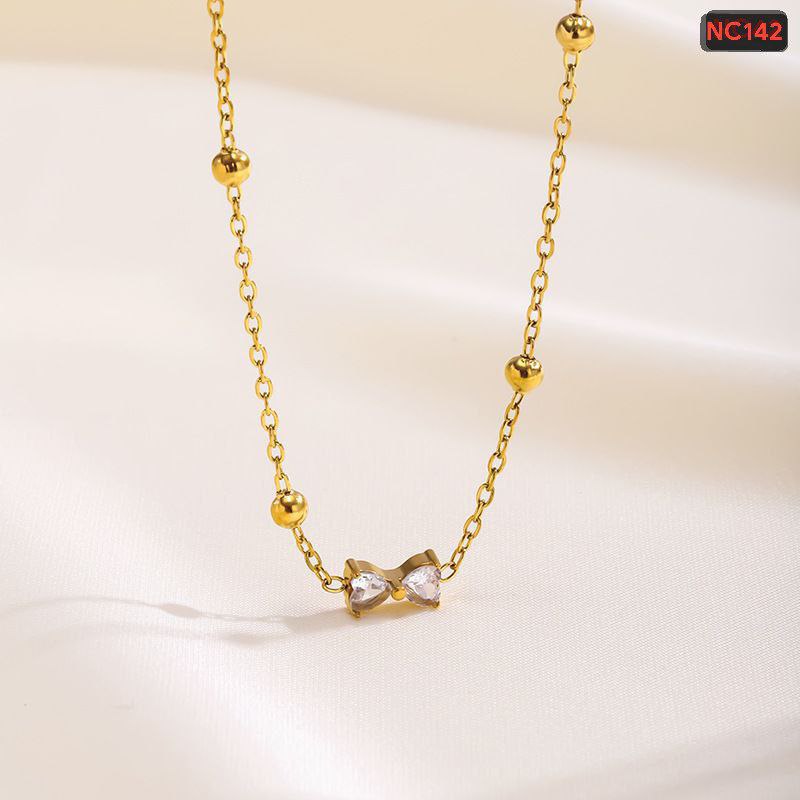 Love Zircon Stone Necklace (18k Gold Plated)