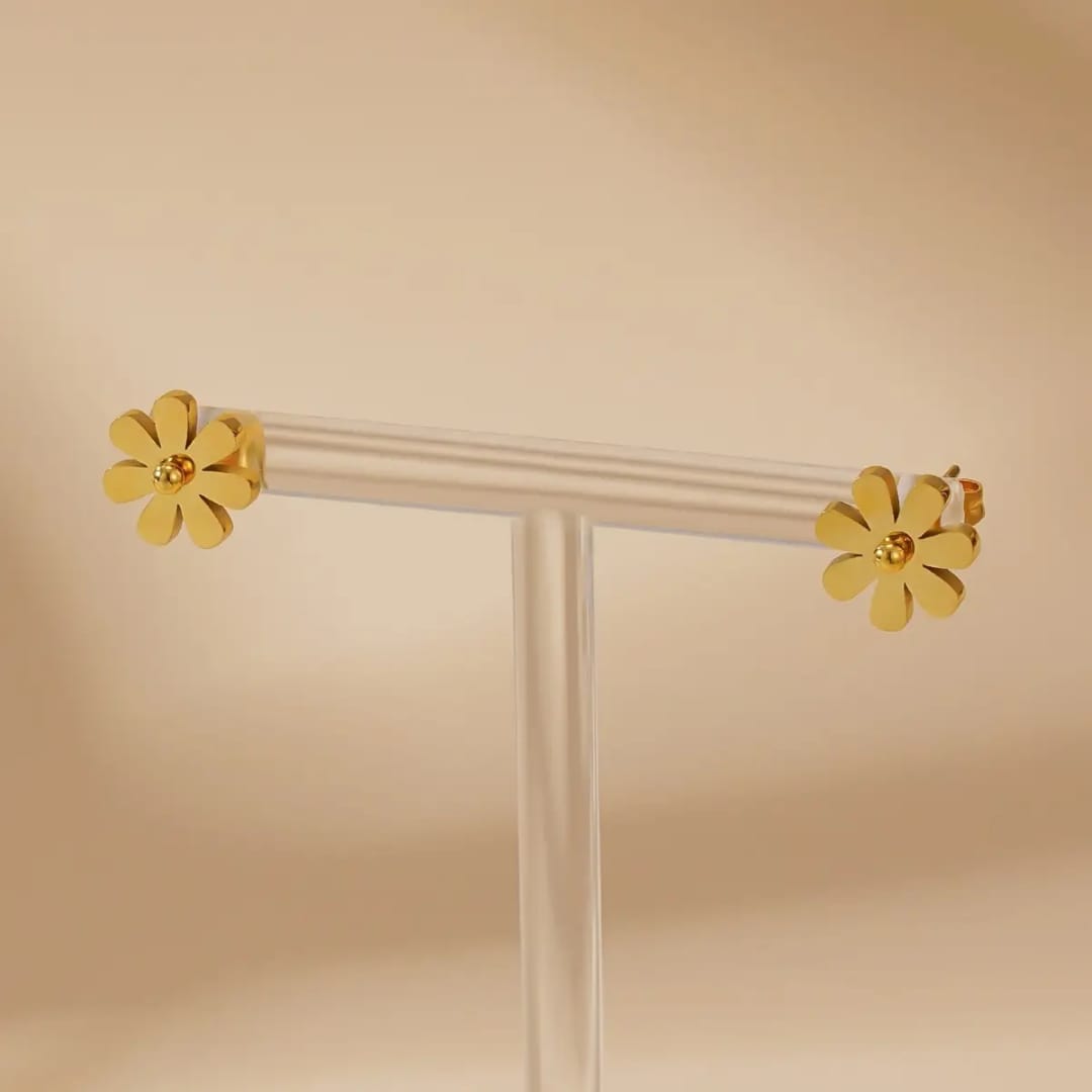 Daisy Earrings (18k Gold Plated)