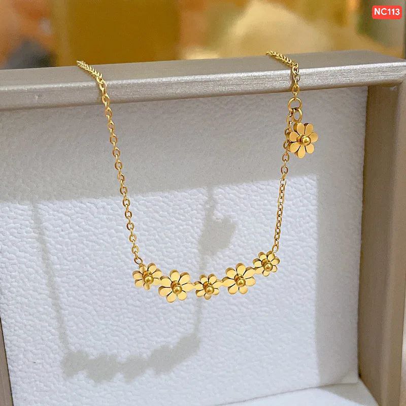 5 Flower together 1 flower single Necklace (	18k Gold Plated)